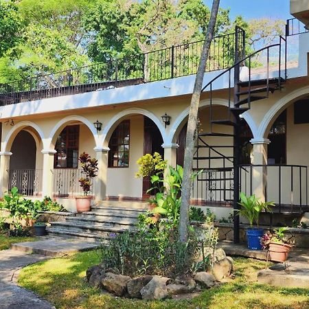 Camilas Hotel San Pedro Sula Zewnętrze zdjęcie