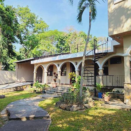 Camilas Hotel San Pedro Sula Zewnętrze zdjęcie