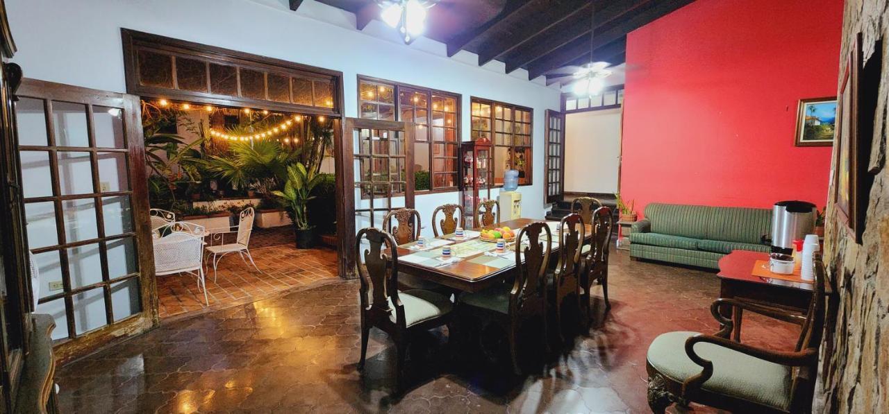 Camilas Hotel San Pedro Sula Zewnętrze zdjęcie