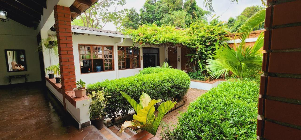 Camilas Hotel San Pedro Sula Zewnętrze zdjęcie