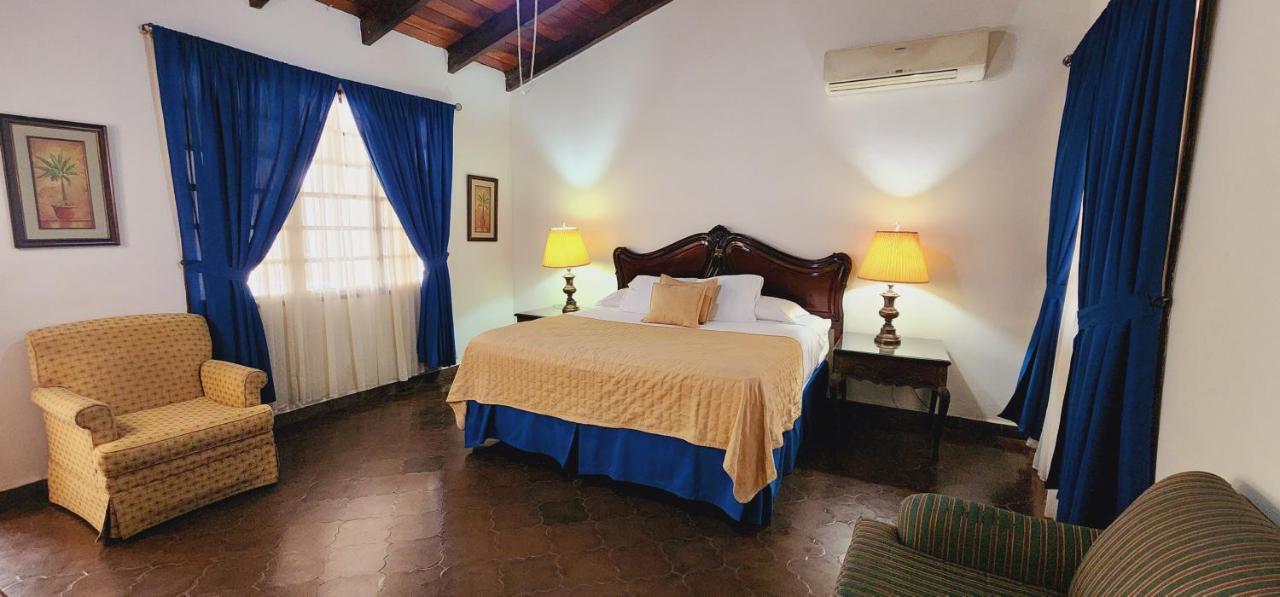 Camilas Hotel San Pedro Sula Zewnętrze zdjęcie